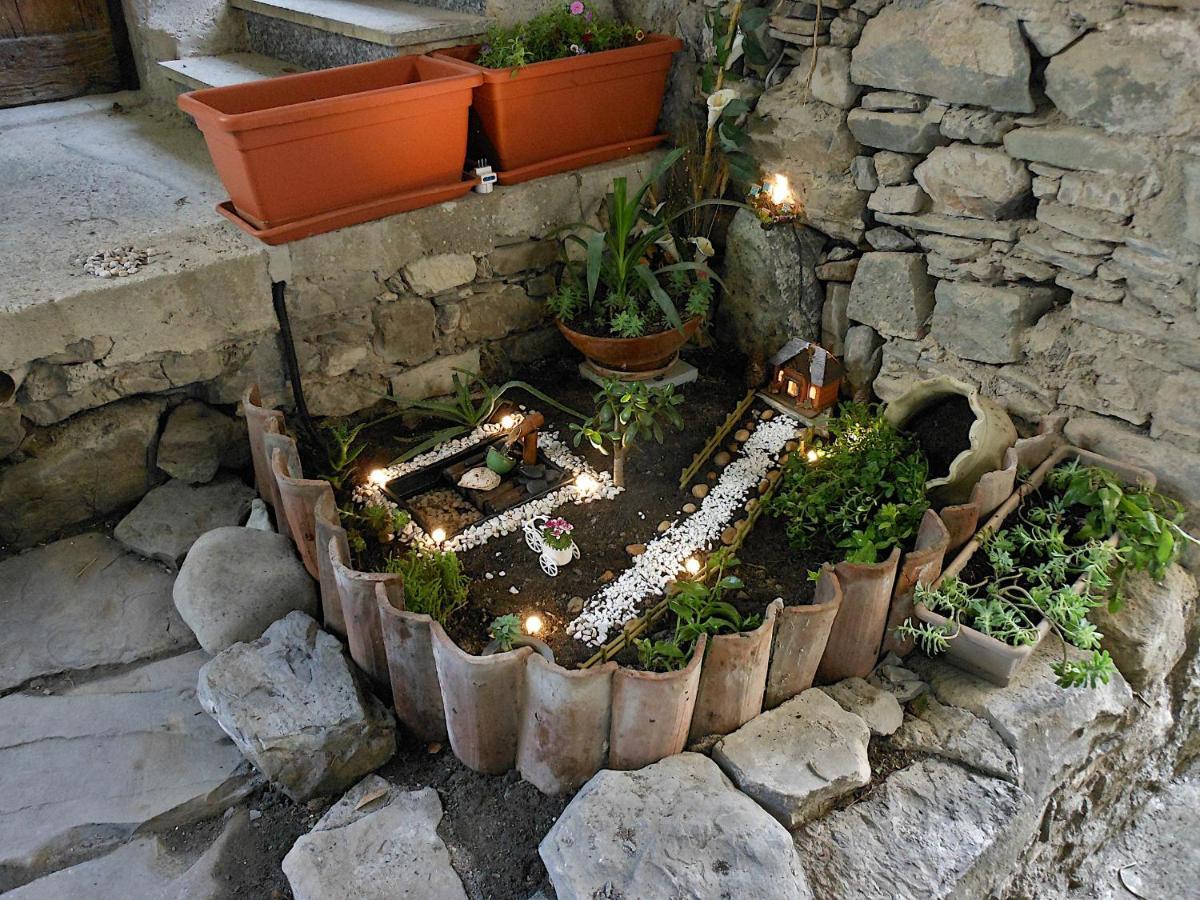 Il Nido Magico Incanto E Magia Nel Borgo Antico Calice al Cornoviglio Dış mekan fotoğraf